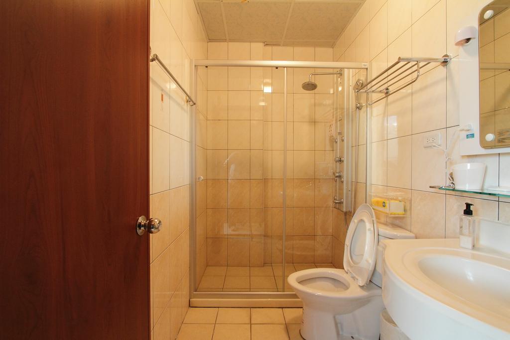 Hilarity B&B Хуалянь Экстерьер фото